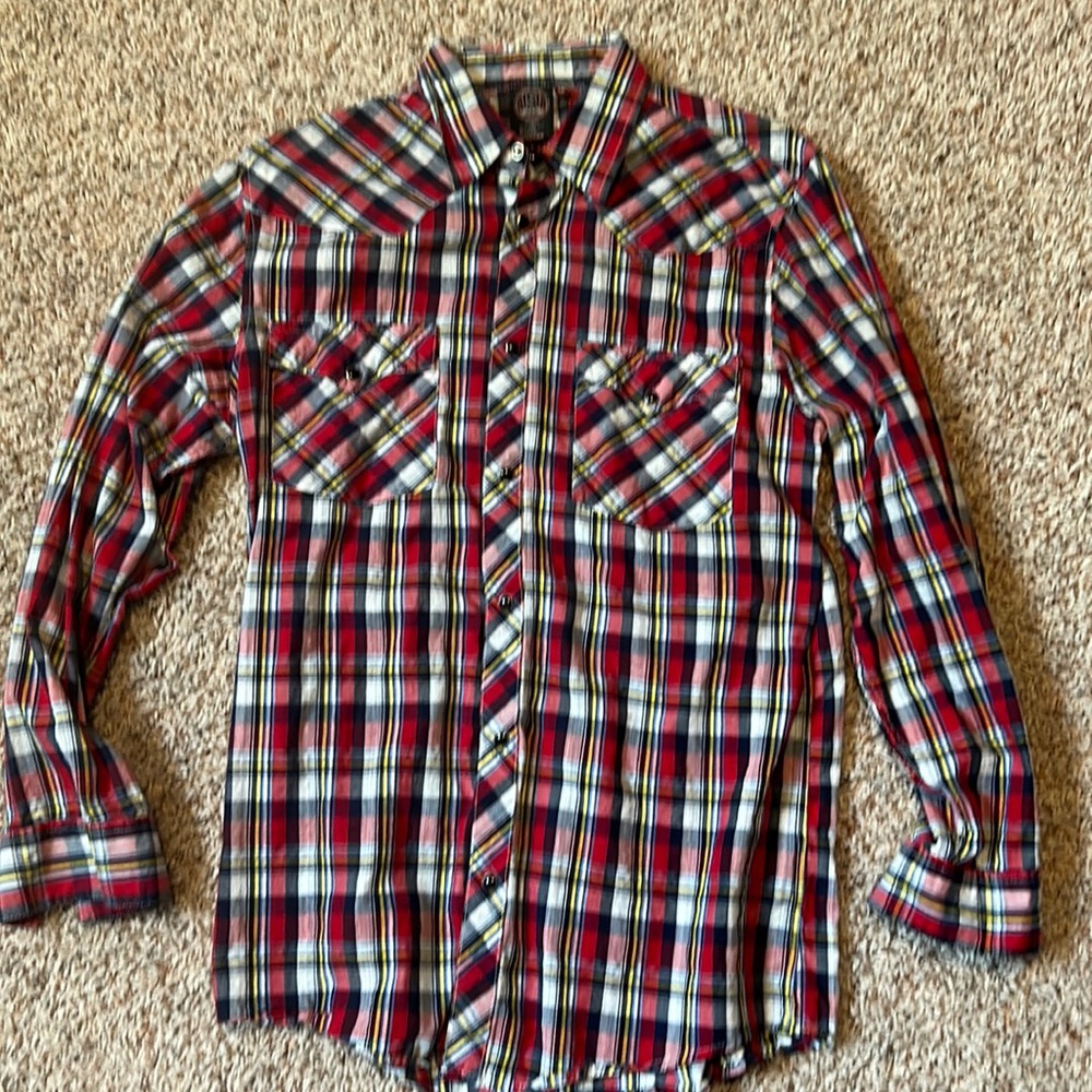 Sportier Cowboy Style Red Plaid Snap Long Sleeve. Size Medium
